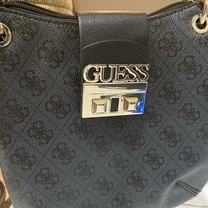 Guess crossbody bag